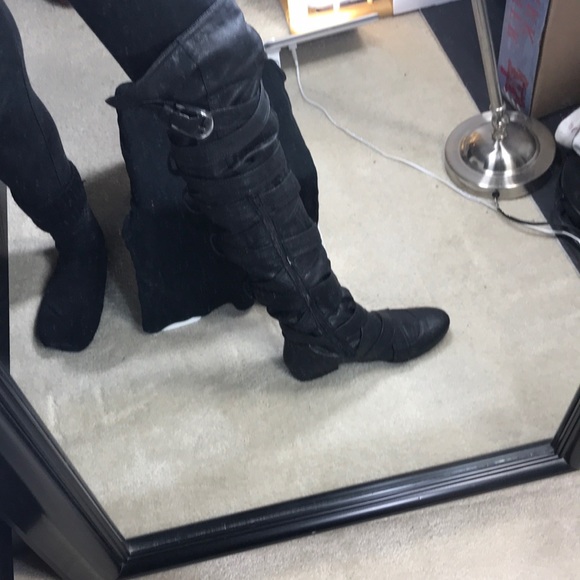 Black over knee fashion boot - Picture 3 of 8